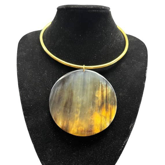 Horn Disk Choker